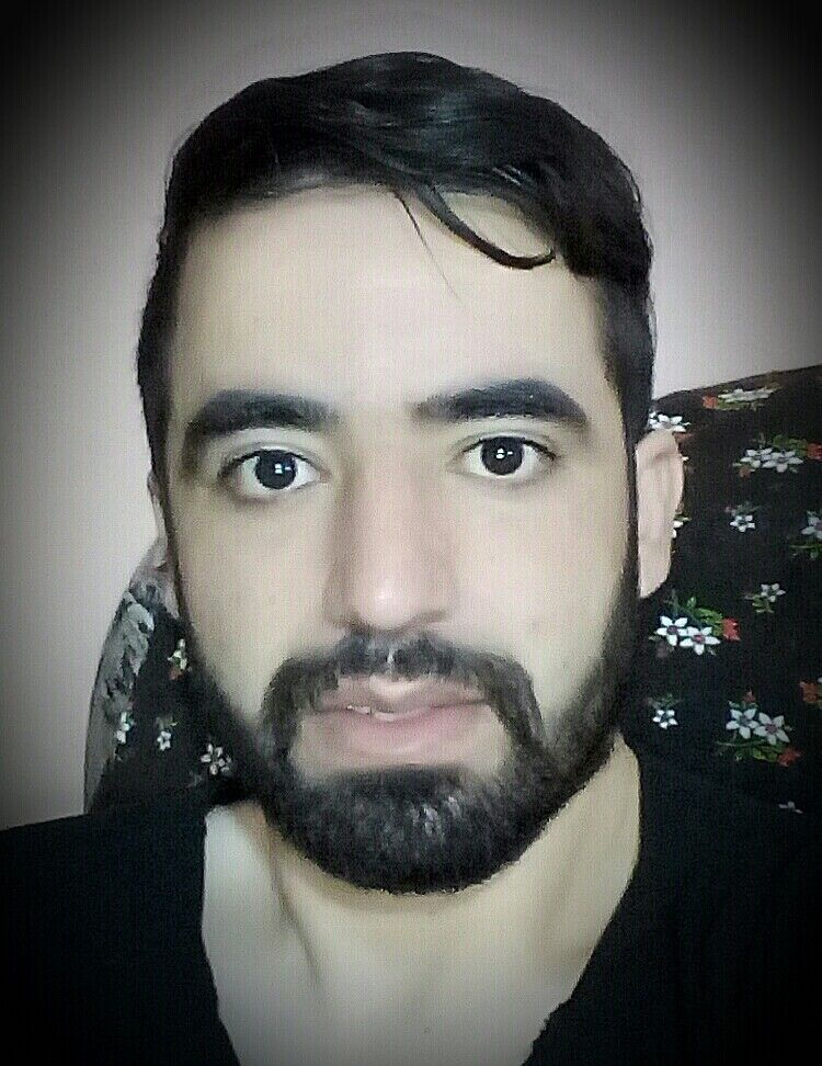  21272650  Hicham, 35 ,    