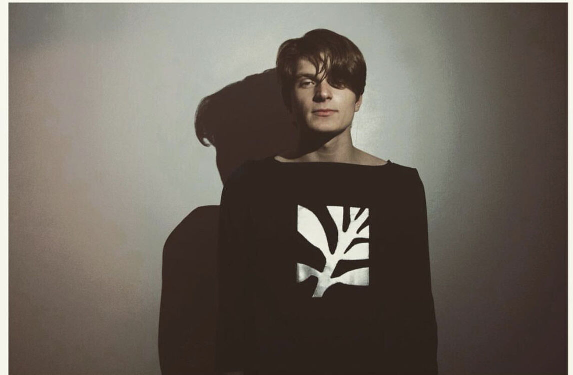 ���� 29151490 ������� ˸��, 32 ����, ���� ���������� � �����-����������