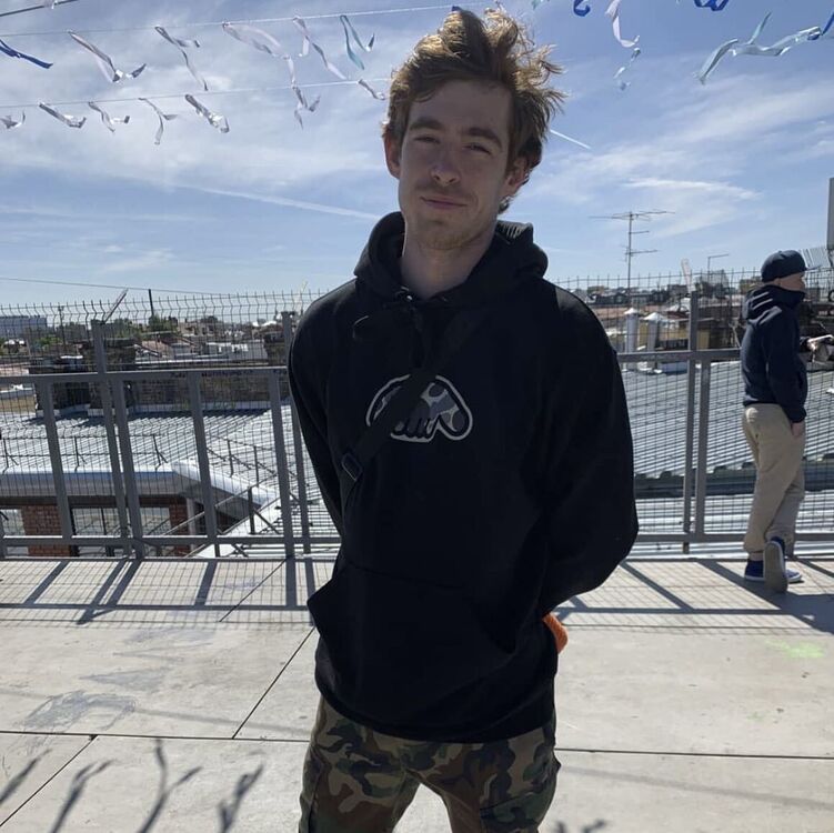  30784800  , 33 ,    -