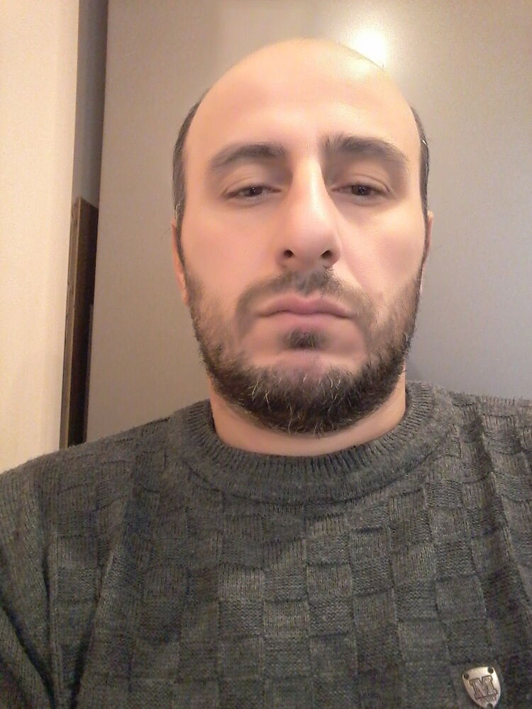  ,   Koba, 49 ,   