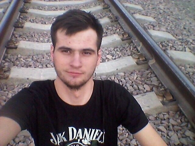  40742270  , 35 ,    
