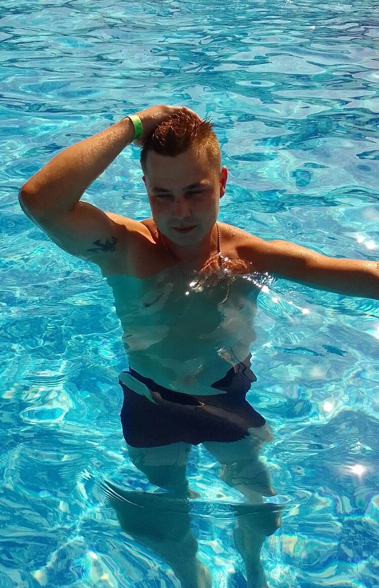  31067560  Andrey, 28 ,    -