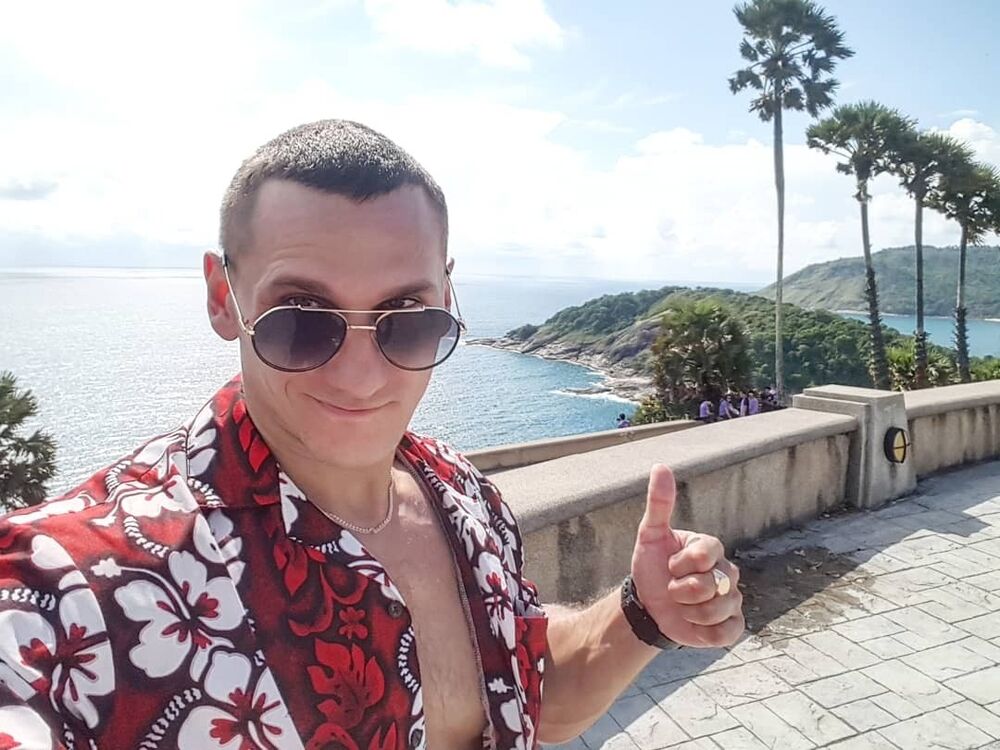  ,   Alex, 37 ,   ,   , c 