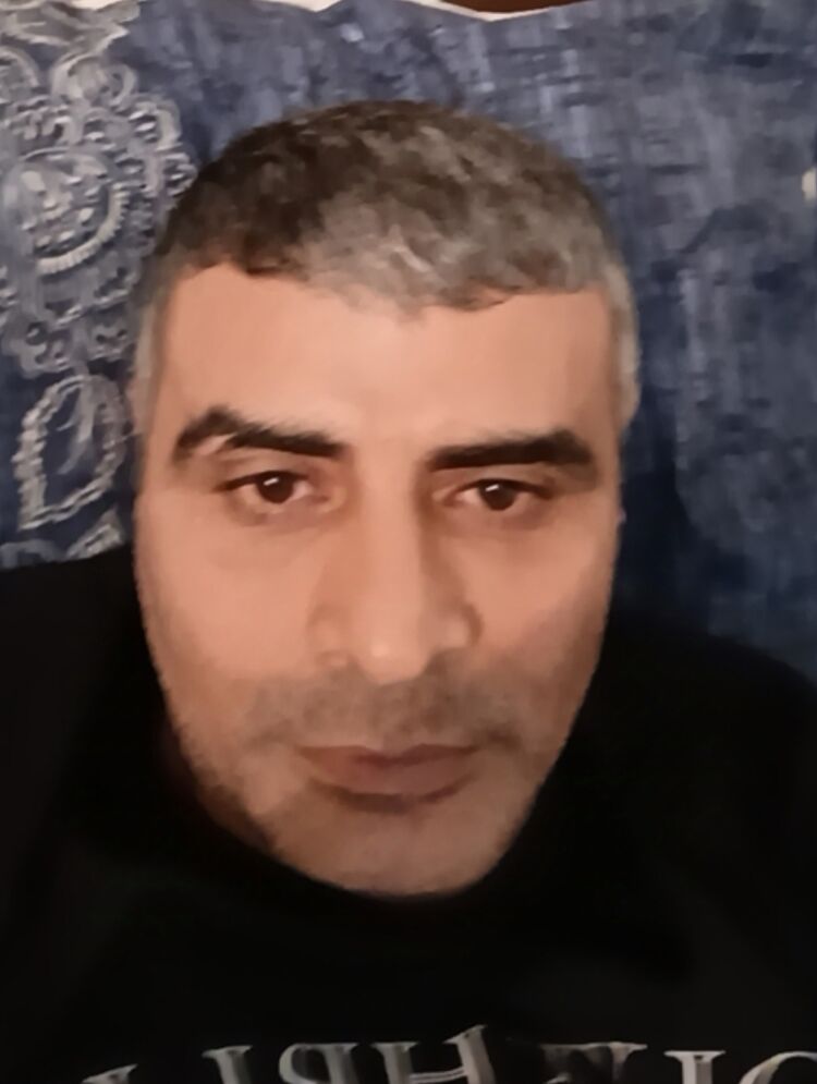  ,   Fuad, 48 ,   c 