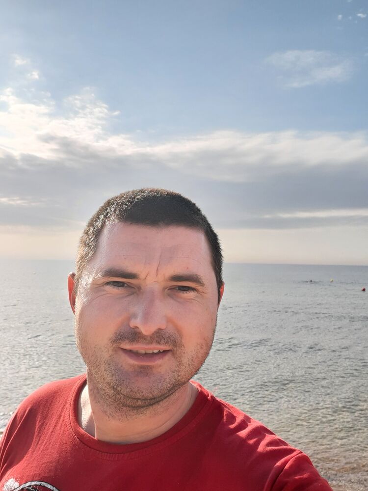  23610820  Maksim, 39 ,    Warszawa