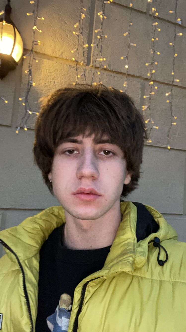  46438260  , 22 ,    