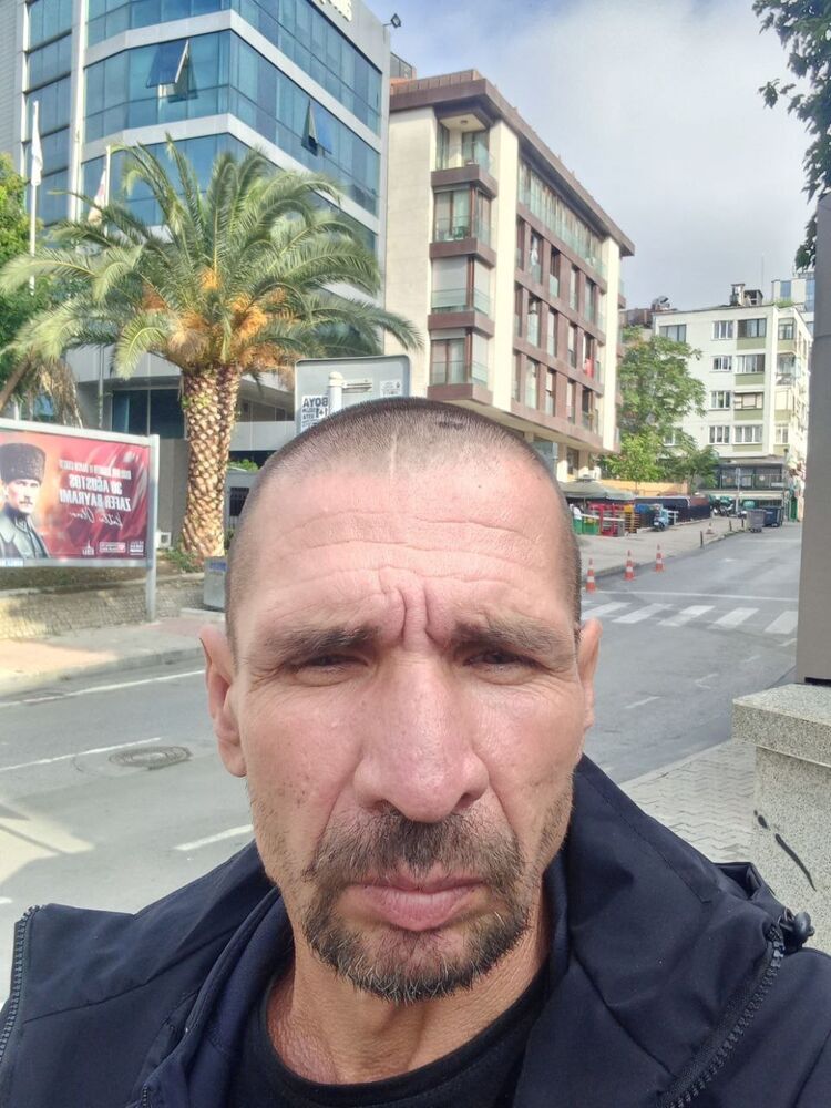  47833110  , 52 ,    