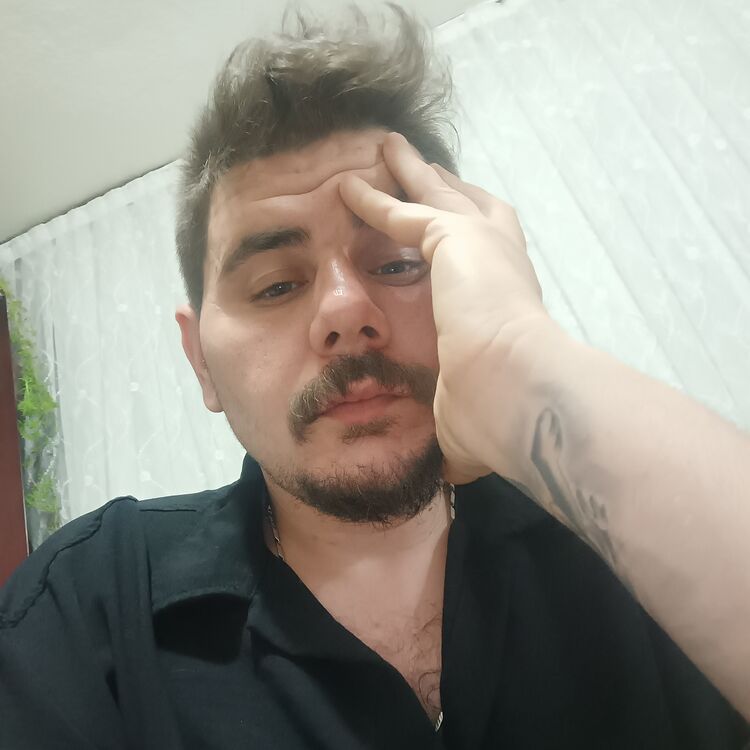  53989090  Zeynel, 32 ,    