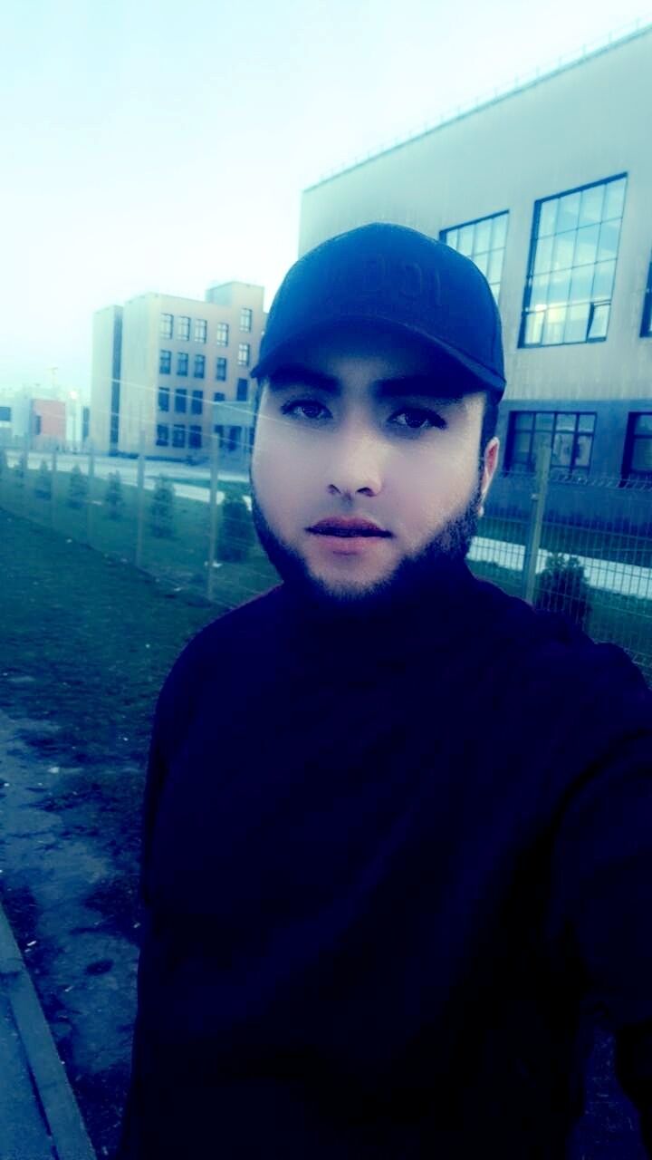  44332800  Aziz, 35 ,    