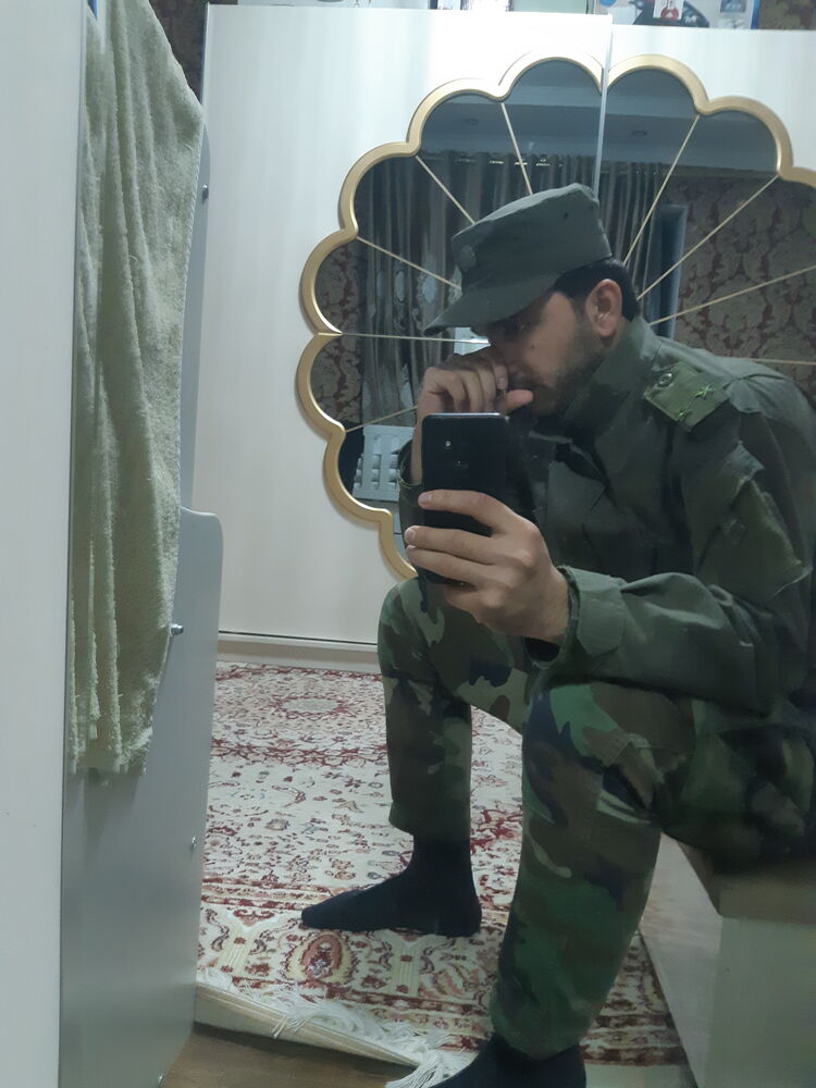  28508370  Samir, 31 ,    