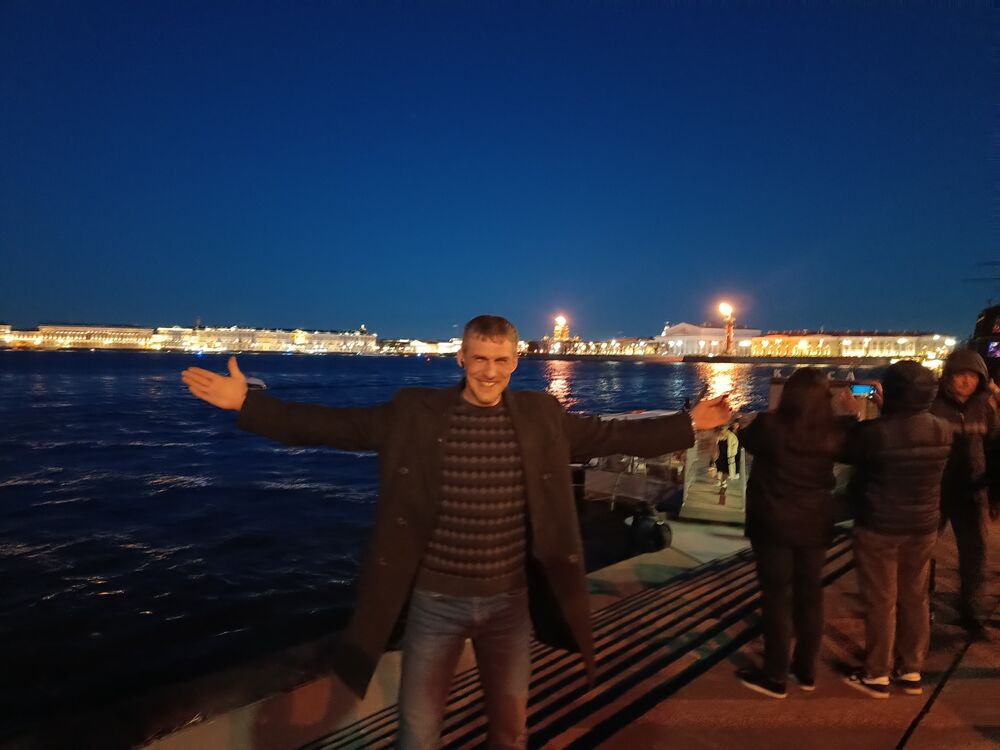  43093420  Evgeny, 40 ,    