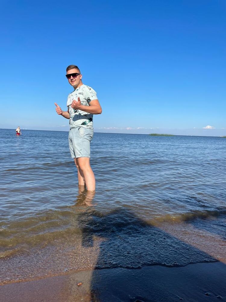  28909610  , 25 ,    -