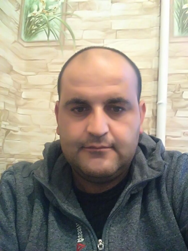  ,   Sasha, 44 ,   ,   , c 