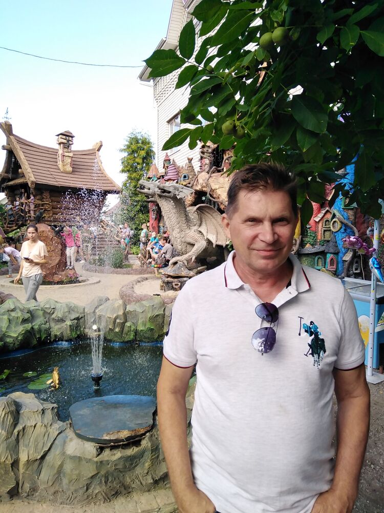  30404010  Vasilij, 50 ,    