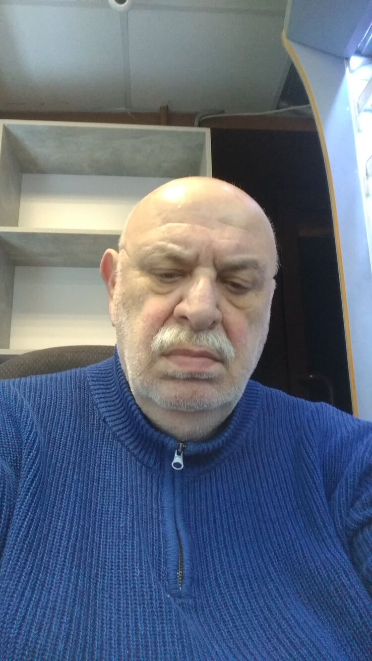  48767270  , 59 ,    