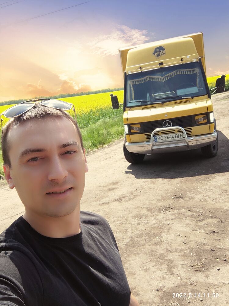  29087640  Yuriy, 35 ,    