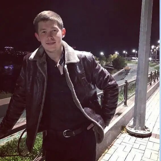  37869670  Vladimir, 26 ,    