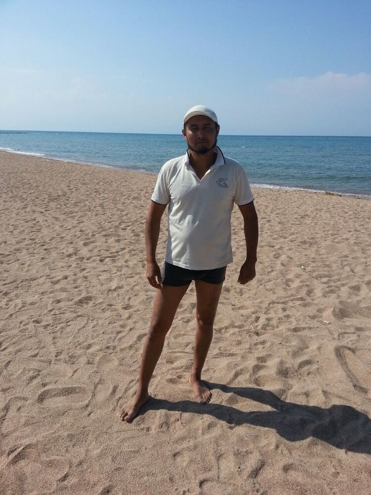  ,   Jordon, 29 ,   