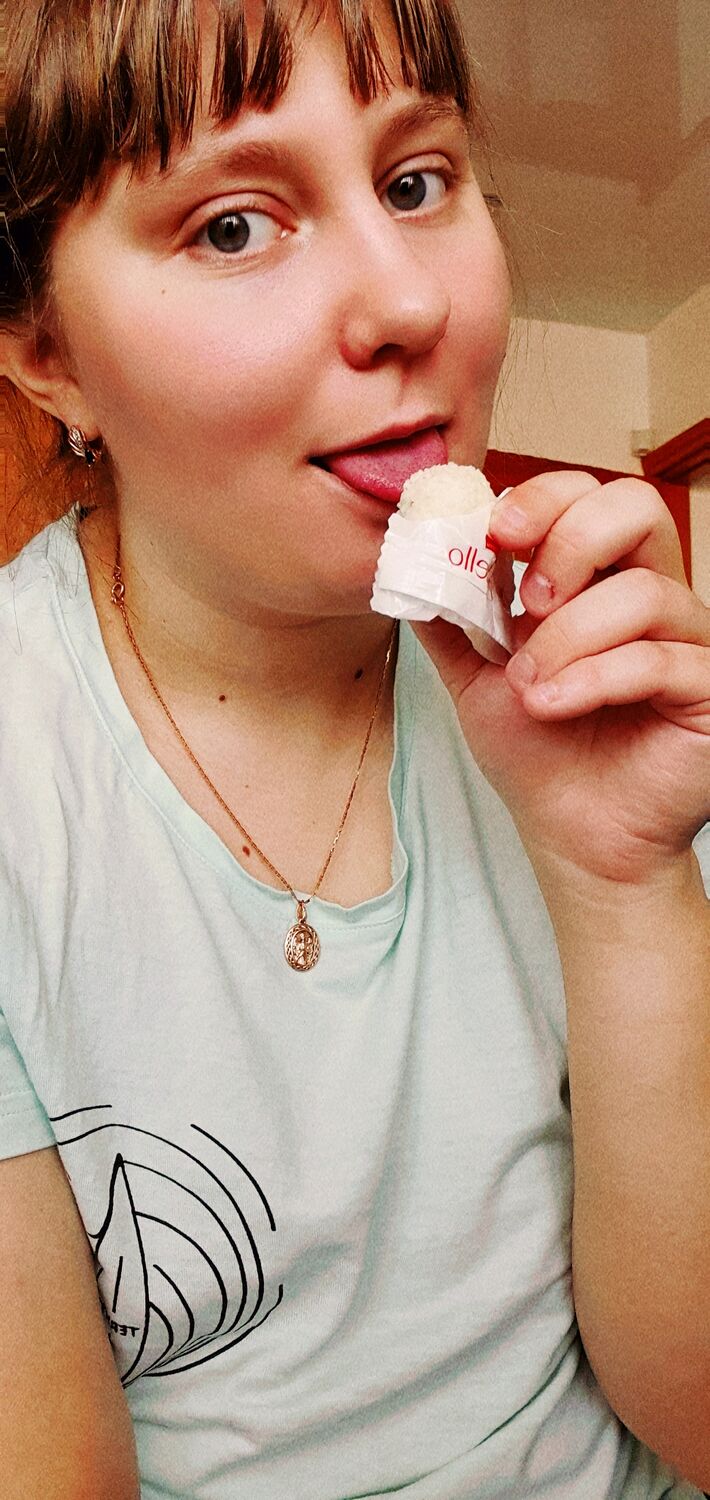  -,   Lily, 25 ,   ,   , c , 