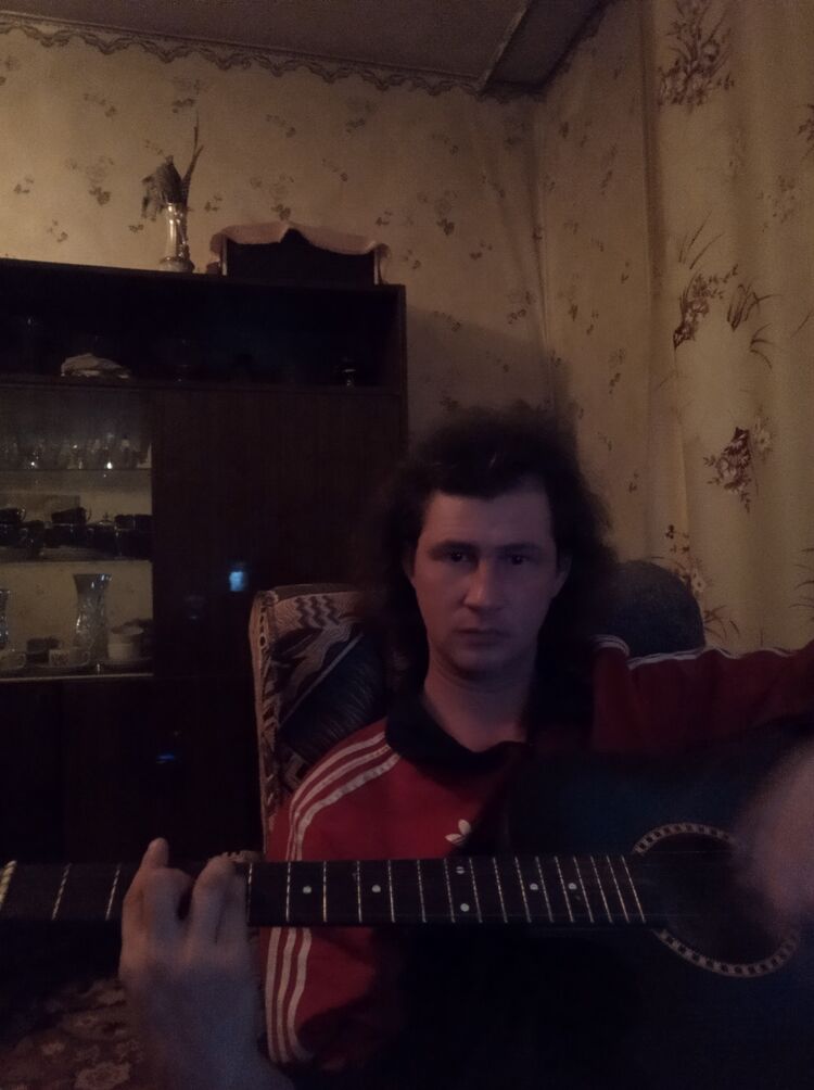  25592910  , 35 ,    