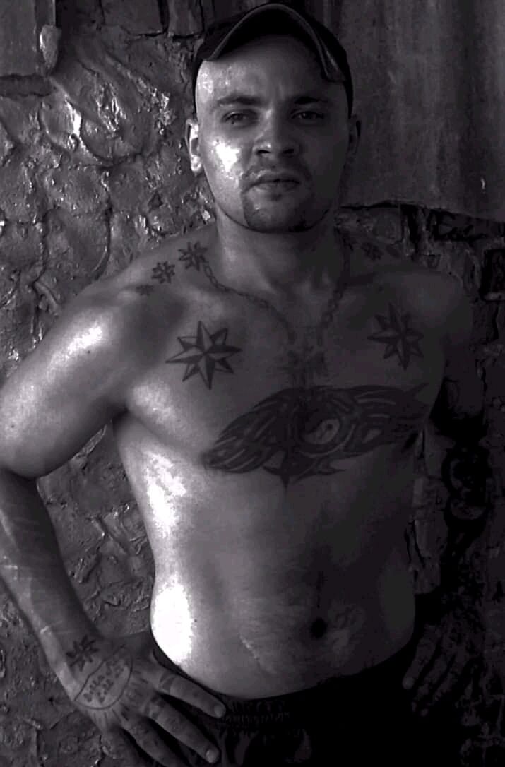  ,   Andruxa, 33 ,   ,   , c 