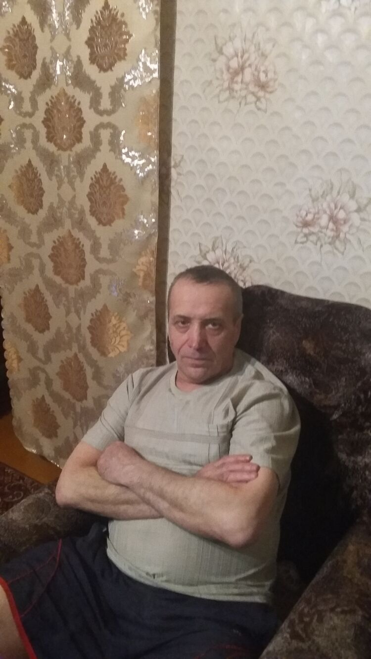  35432740  , 62 ,    