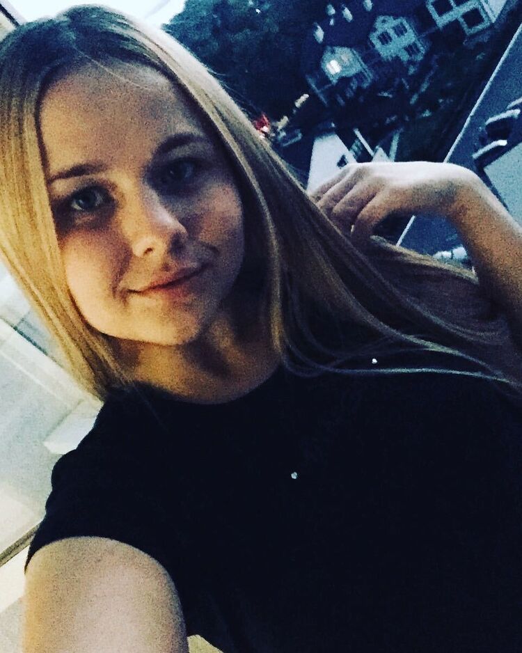  35834470  , 25 ,     