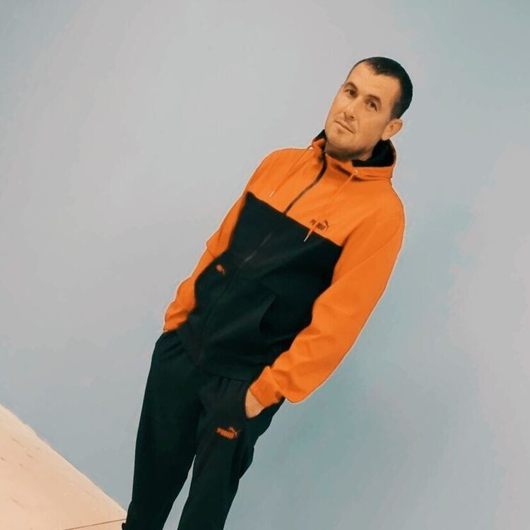  49478030  , 45 ,    