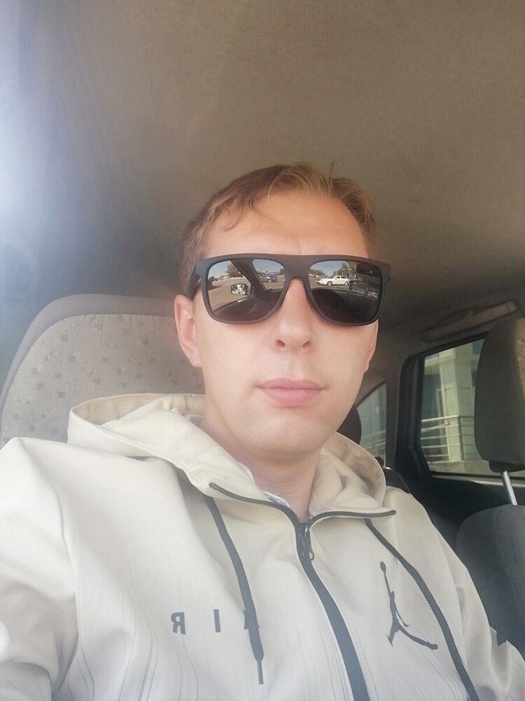  21178830  , 32 ,    