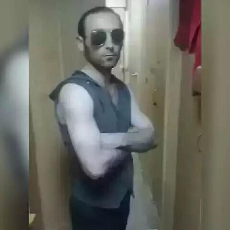  34702660  , 39 ,    