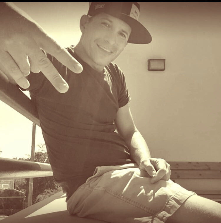  43731500  Yosi, 36 ,    Azor