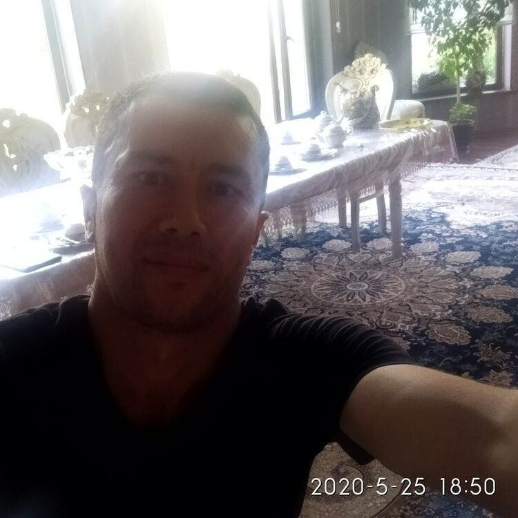  22147810  James, 39 ,    