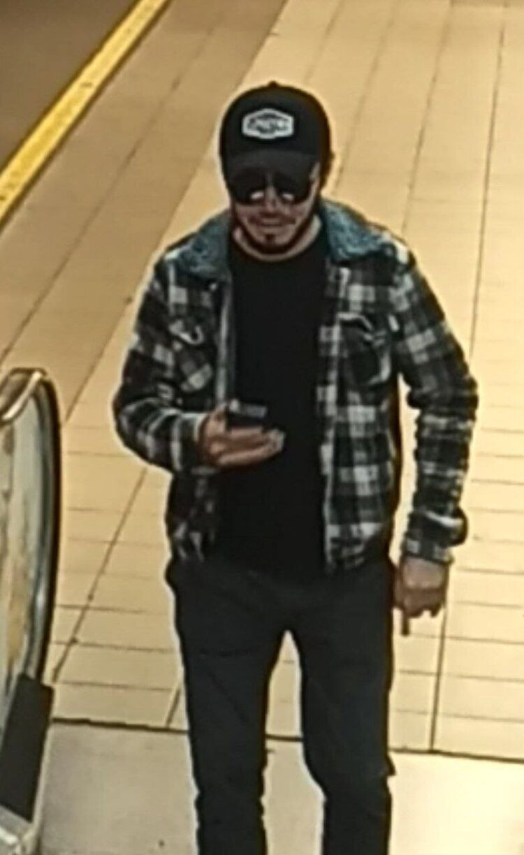  50611730  , 34 ,    