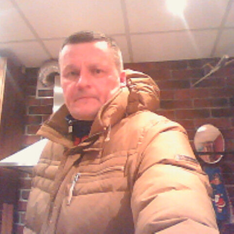  9886390  , 54 ,    