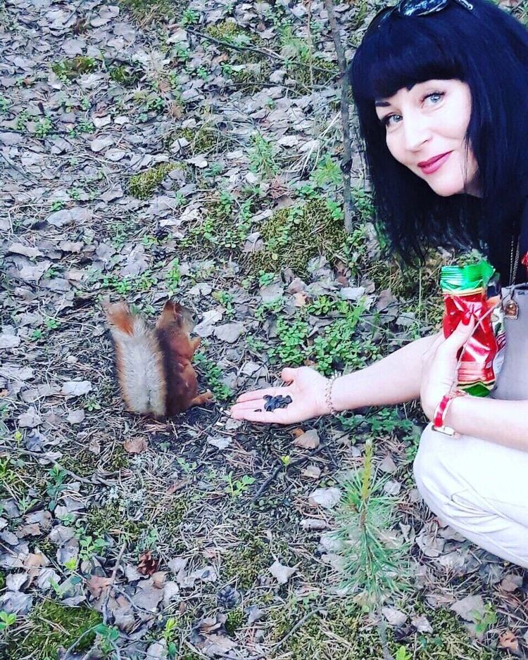  ,   Natalij, 49 ,   