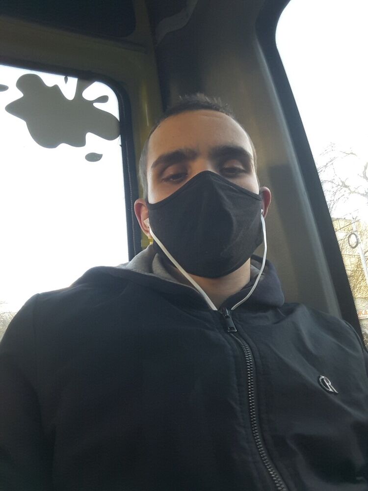  22498430  , 25 ,    