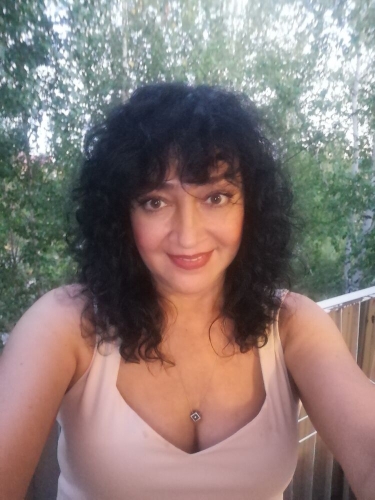  ,   , 48 ,   c , 