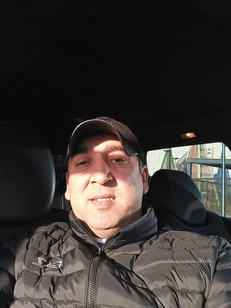  28310430  Anar, 42 ,    