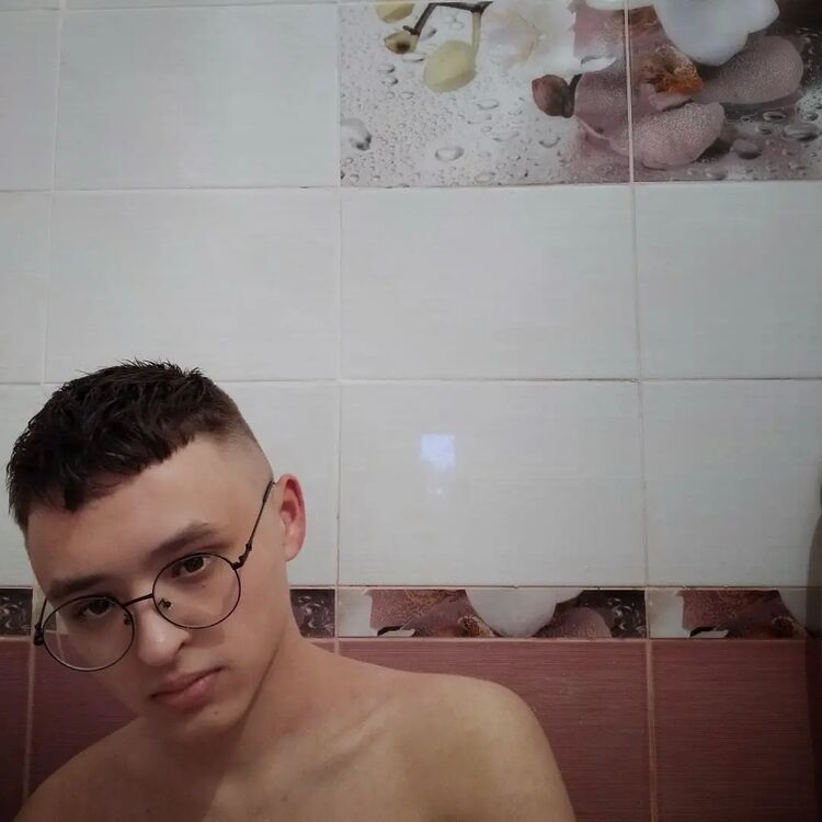  42087480  , 24 ,    