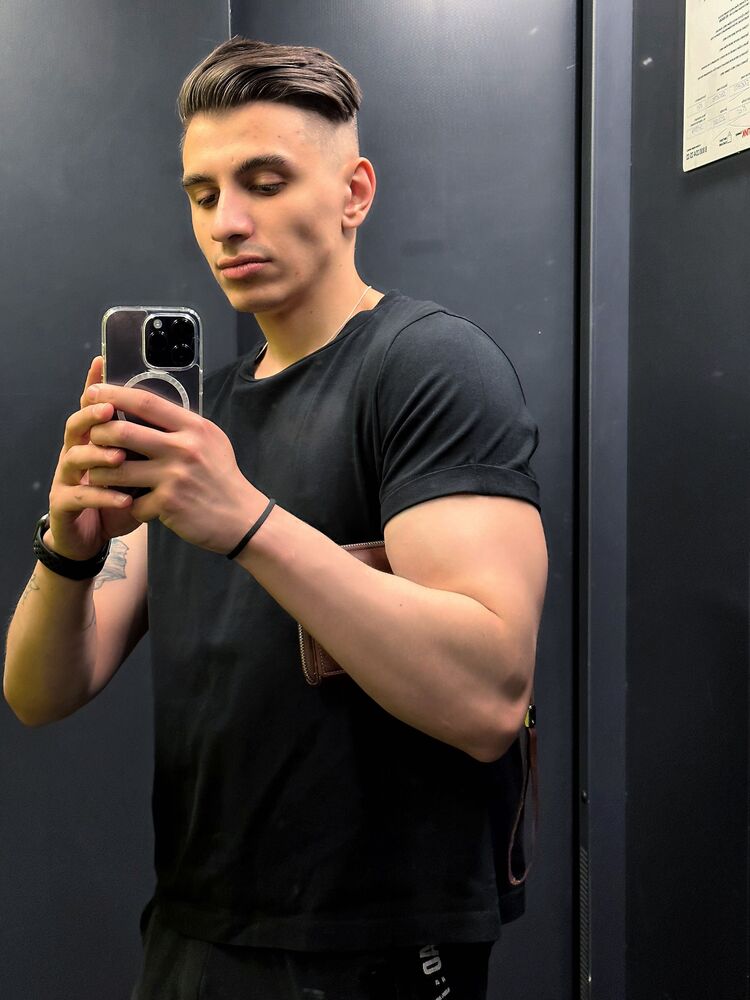  35881930  , 26 ,    