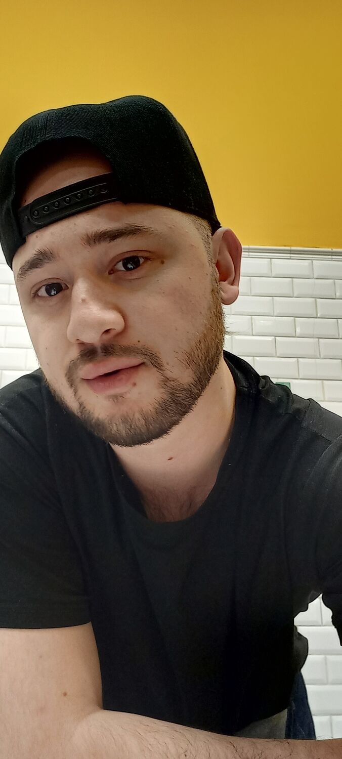  35363780  Usman, 26 ,    