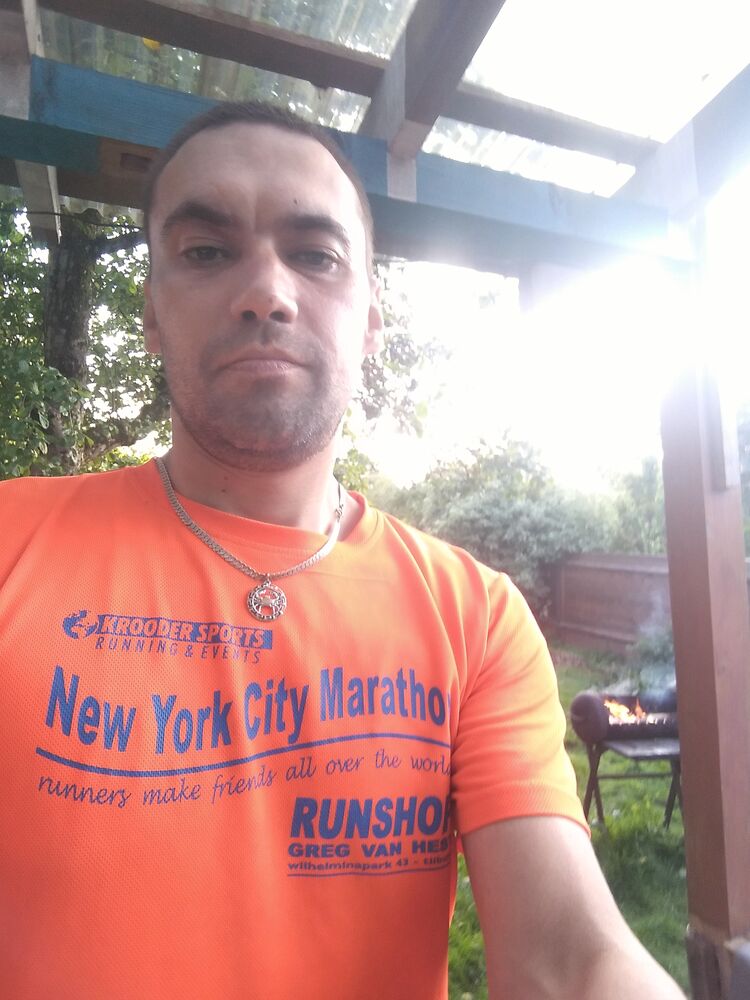  ,   Andrei, 40 ,   c 