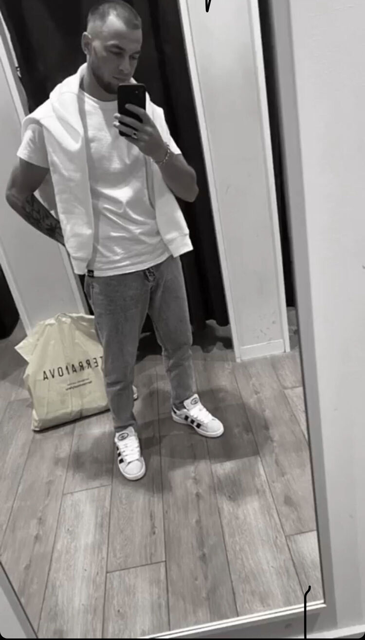  45387790  , 28 ,    