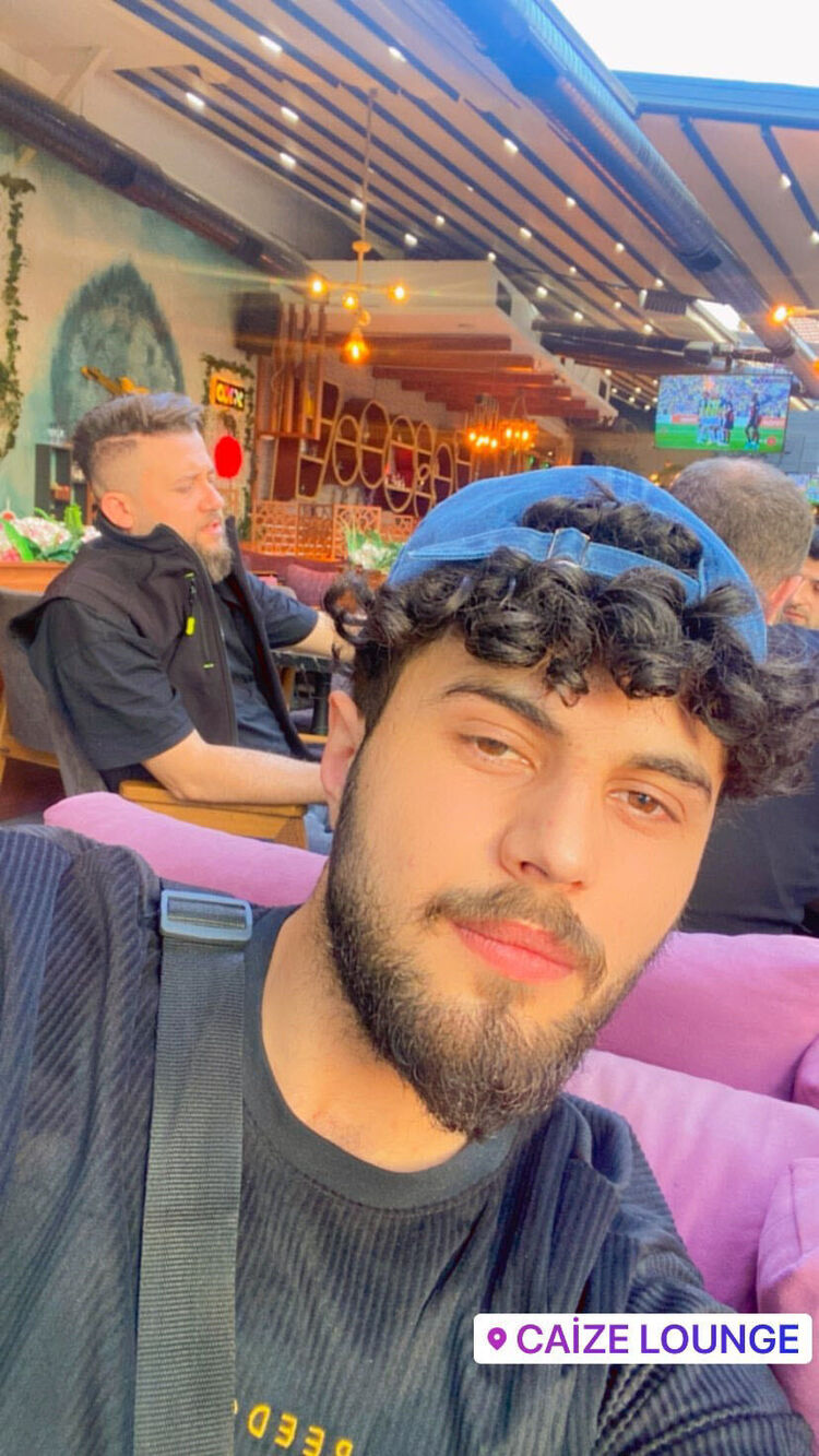  43342840  Emre, 26 ,    Acala Del Rio
