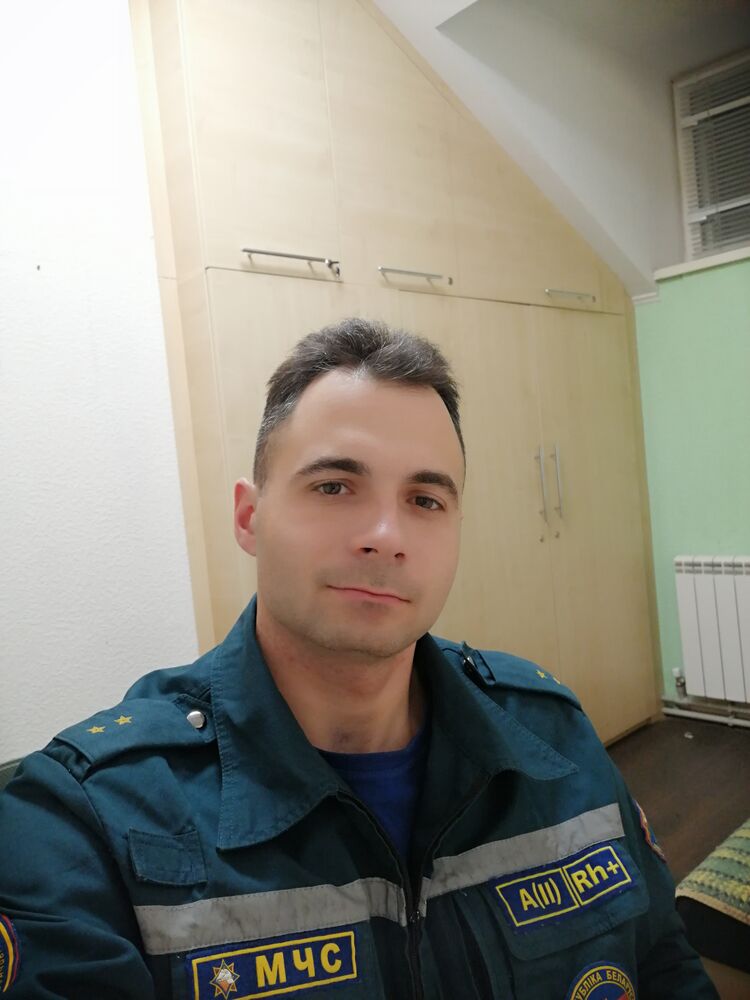  24904110  , 30 ,    