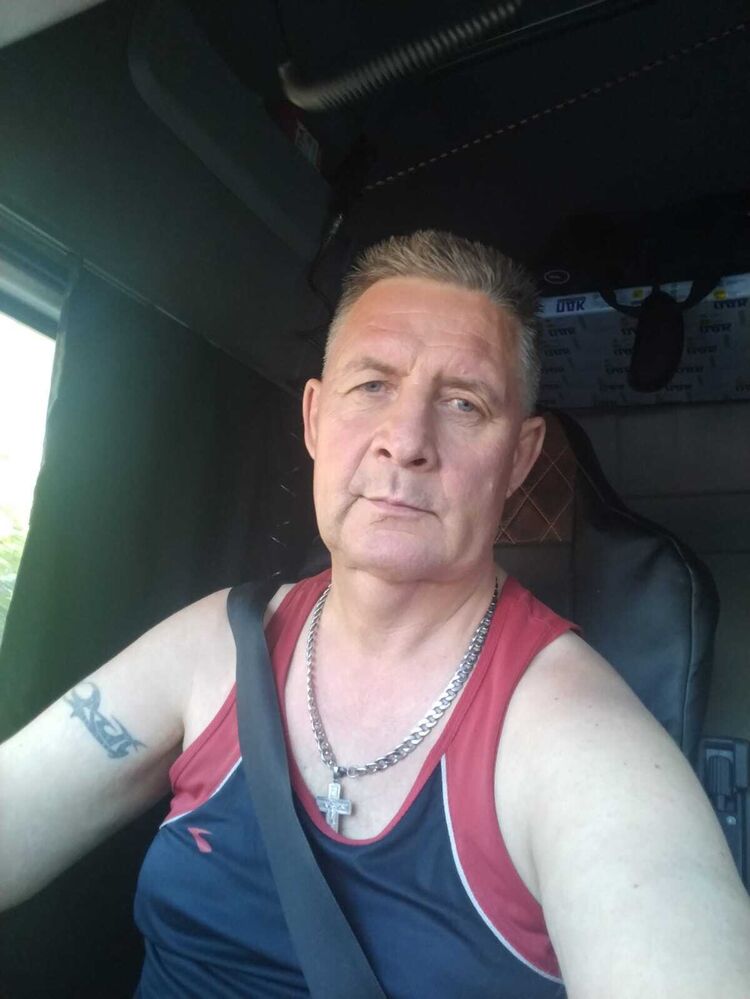  44803510  , 54 ,    