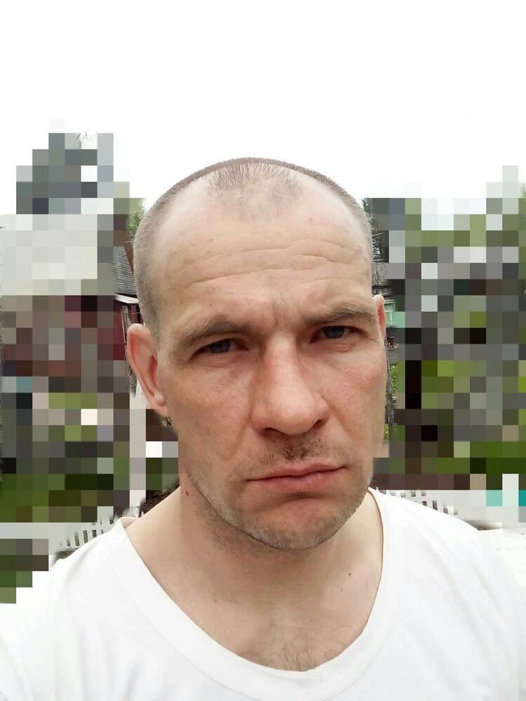  49365370  , 46 ,    