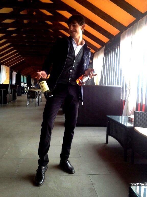  ,   Sahak, 33 ,   