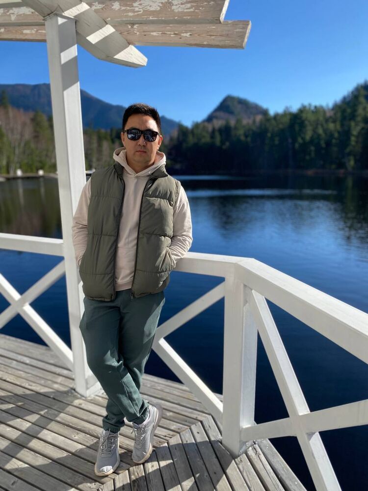  38923390  NIKOLAY, 30 ,    