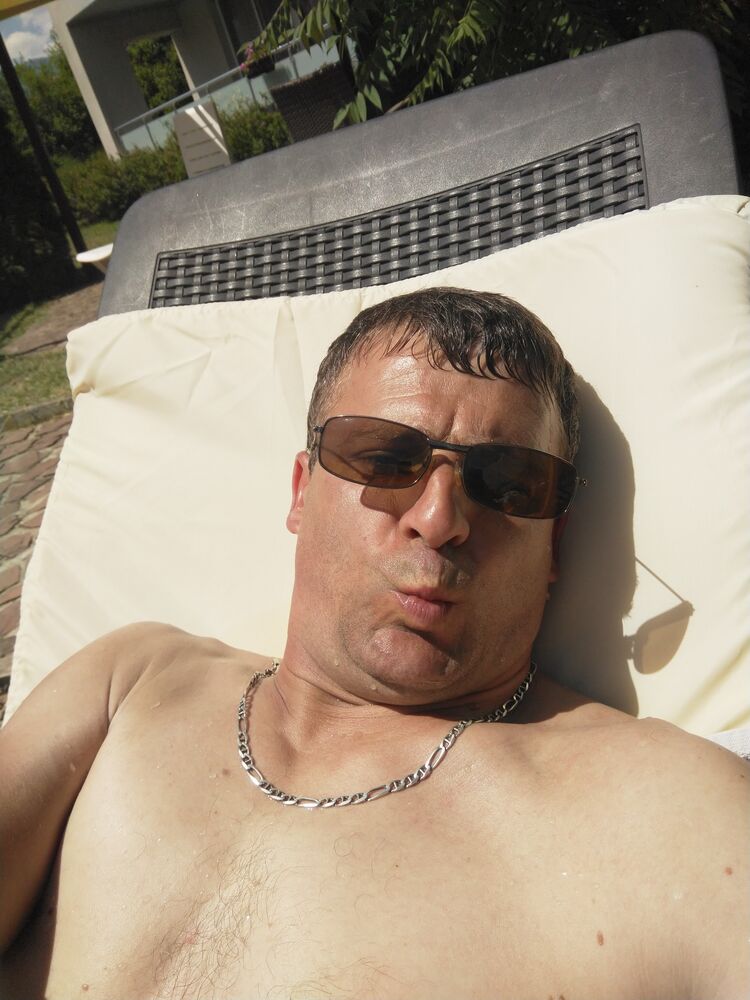  23414810  Pepe, 41 ,    